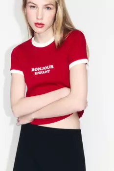 Футболка полуприлегающая с надписью