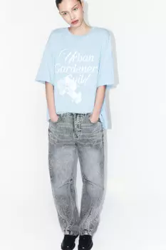 Футболка прямая хлопковая с принтом-надписью