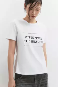 Футболка прямая с принтом-надписью