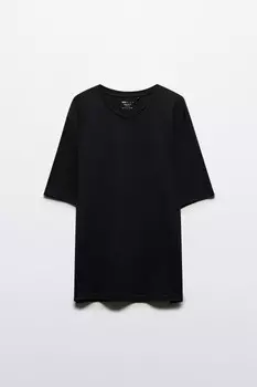 Футболка прямая с V-образным вырезом