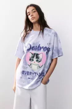 Футболка с эффектом тай-дай и принтом