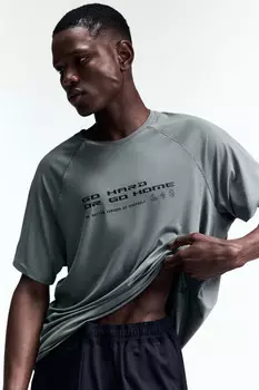 Футболка спортивная с принтом-надписью