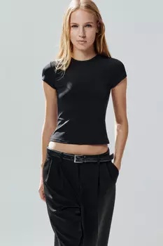 Футболка-топ облегающая