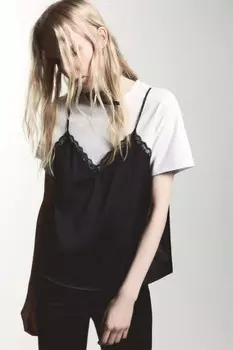 Футболка-топ с атласной майкой и кружевом