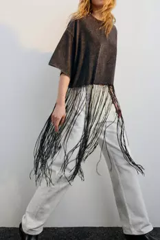 Футболка-топ с длинной бахромой