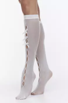 Гольфы сетчатые с разрезами и бантиками