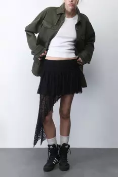 Юбка мини кружевная с асимметричным воланом