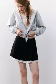 Юбка в складку с подкладкой в горох