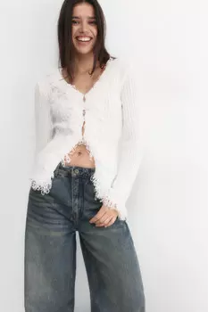 Кардиган на крючках облегающий с бахромой