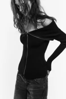 Кардиган на молнии вязаный с открытыми плечами