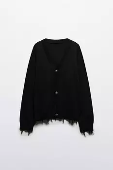 Кардиган на пуговицах с рваными краями