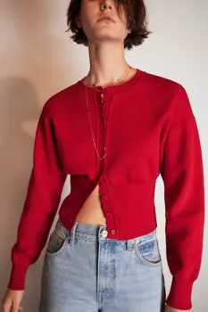 Кардиган на пуговицах укороченный