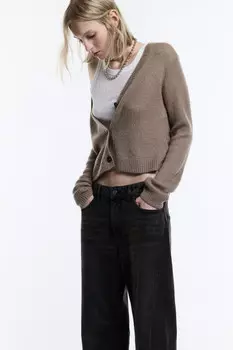 Кардиган на пуговицах вязаный с шерстью