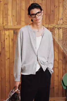 Кардиган трикотажный на пуговицах