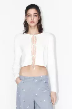 Кардиган вязаный укороченный на завязках