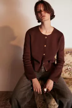 Кардиган жаккардовый на пуговицах