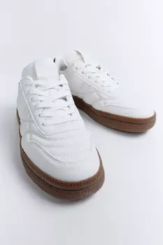 Кеды на плоской подошве