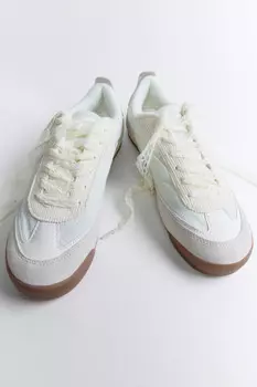 Кеды низкие с контрастными вставками