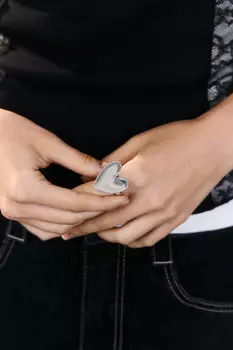 Кольцо с большим сердечком