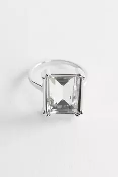 Кольцо с массивным кристаллом