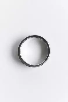 Кольцо серебристое с надписью