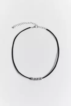 Колье-шнурок с надписью