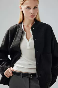 Куртка-бомбер из драповой ткани