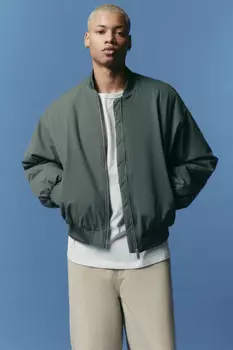 Куртка-бомбер короткая на утеплителе