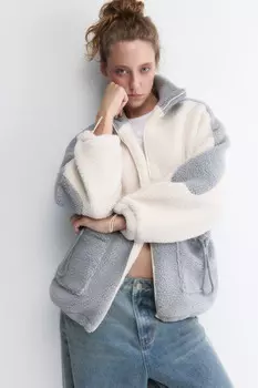 Куртка-бомбер oversize из искусственного меха