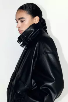 Куртка-бомбер oversize с ремешками на воротнике