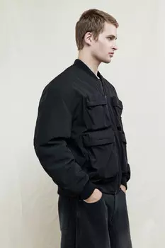 Куртка-бомбер утепленная с накладными карманами