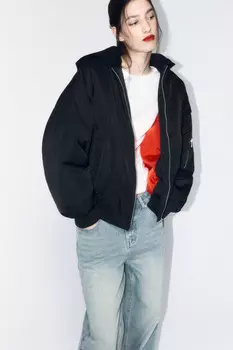 Куртка-бомбер утепленная с трикотажным капюшоном