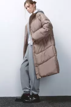 Куртка длинная стеганая с трикотажным капюшоном