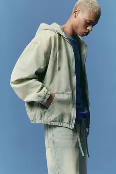 Куртка джинсовая на молнии с капюшоном