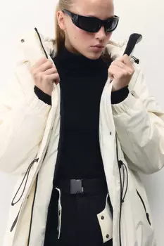 Куртка горнолыжная утепленная с капюшоном