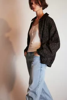 Куртка на молнии с леопардовым принтом