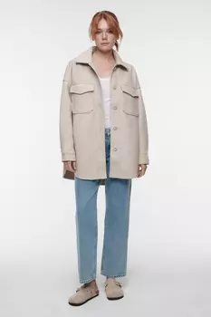 Куртка-рубашка oversize теплая с нагрудными карманами