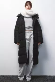 Куртка стеганая длинная с капюшоном