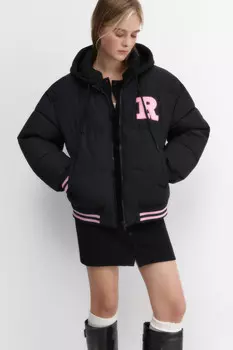 Куртка стеганая с капюшоном и патчем