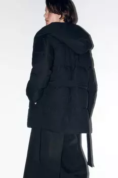 Куртка стеганая с капюшоном и поясом