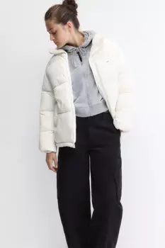 Куртка стеганая с подкладкой из искусственного меха
