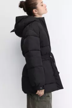 Куртка стеганая с поясом и рожками на капюшоне