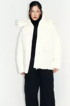 Куртка стеганая с воротником-стойкой и капюшоном