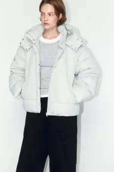 Куртка стеганая укороченная с капюшоном