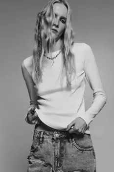 Лонгслив базовый облегающий в рубчик