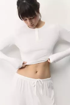 Лонгслив домашний укороченный с застежкой