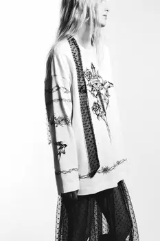 Лонгслив oversize хлопковый с тату-принтом