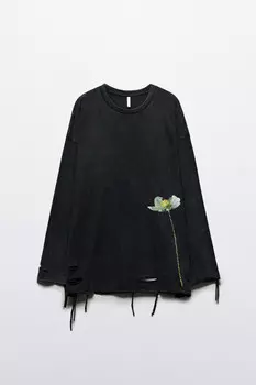 Лонгслив oversize рваный с принтом
