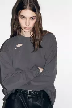 Лонгслив oversize с состаренным эффектом