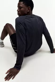 Лонгслив-рашгард спортивный бесшовный